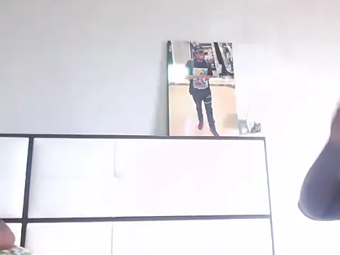 Snapshot of roddy07rich chatting on 01-09-26, 06:31 roddy07rich online show from 01-09-26, 06:31