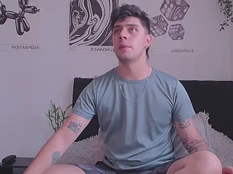 Snapshot of ThiagoRiver_ chatting on 01-08-26, 07:16 ThiagoRiver online show from 01-08-26, 07:16