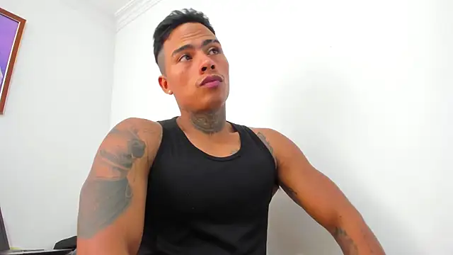 Snapshot of santiagotx chatting on 01-09-26, 02:53 santiagotx online show from 01-09-26, 02:53