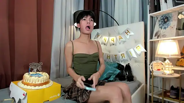 urtwinkbrixz online show from 05-05-26, 05:15