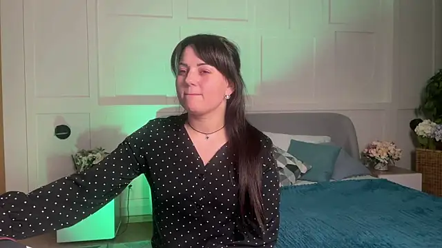  SilkyShadow  online show from 04-06-26, 01:03