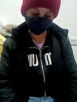 Snapshot of eddy_girl chatting on 01-08-26, 09:00 eddy girl online show from 01-08-26, 09:00