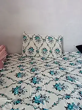 eddy girl online show from 04-21-26, 06:52