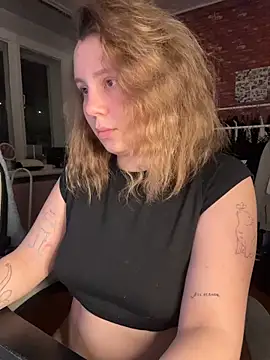 AnnaSeint online show from 03-18-26, 06:44