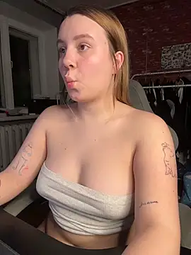 AnnaSeint online show from 04-01-26, 06:49