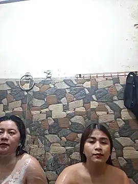 Snapshot of Seductive_Two0205 chatting on 05-19-26, 10:49 Seductive Two0205 online show from 05-19-26, 10:49