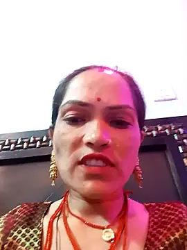 Snapshot of Sonam15884 chatting on 04-19-26, 04:28 Sonam15884 online show from 04-19-26, 04:28
