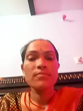 Snapshot of Sonam15884 chatting on 05-10-26, 02:44 Sonam15884 online show from 05-10-26, 02:44