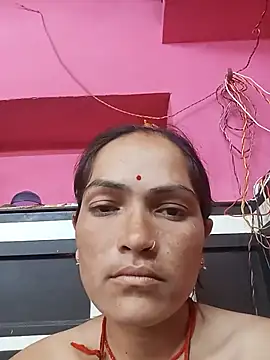 Snapshot of Sonam15884 chatting on 05-20-26, 03:24 Sonam15884 online show from 05-20-26, 03:24