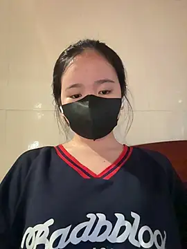 Snapshot of Gwen879 chatting on 07-22-26, 12:13 Gwen879 online show from 07-22-26, 12:13
