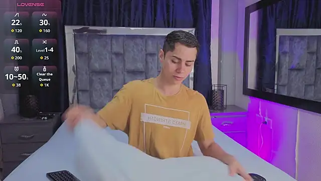 LeoMonnroe online show from 04-16-26, 07:03