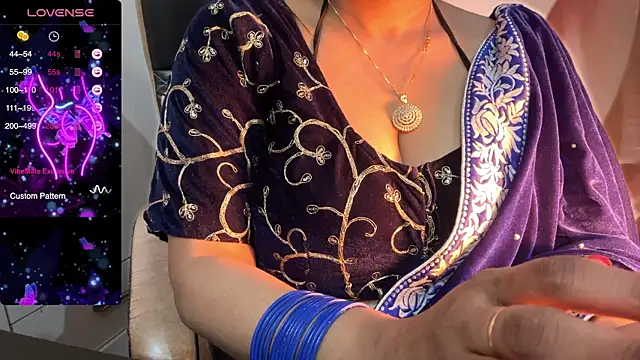 Snapshot of farfarwa chatting on 01-09-26, 02:42 farfarwa online show from 01-09-26, 02:42