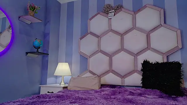 yvi taylor online show from 04-07-26, 11:54