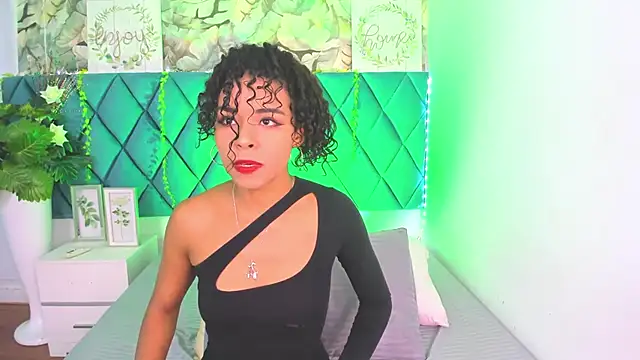 AlexiiaBrown online show from 04-22-26, 01:12