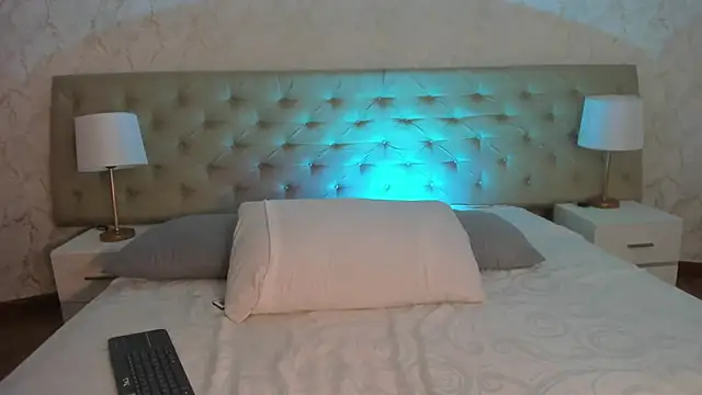 AlexiiaBrown online show from 05-24-26, 07:08