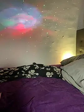 Snapshot of R4quell chatting on 01-11-26, 04:56 R4quell online show from 01-11-26, 04:56