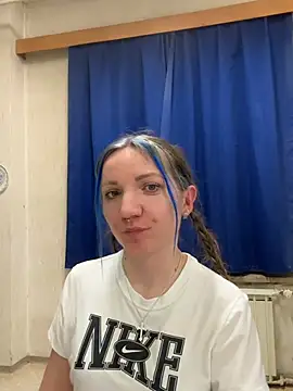 Snapshot of Marina_und_Jayden chatting on 03-05-26, 07:32 Marina und Jayden online show from 03-05-26, 07:32