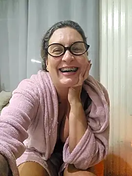 Snapshot of bellafortune69 chatting on 07-12-26, 01:07 bellafortune69 online show from 07-12-26, 01:07