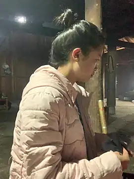 Snapshot of Naalyy chatting on 02-03-26, 02:10 Naalyy online show from 02-03-26, 02:10