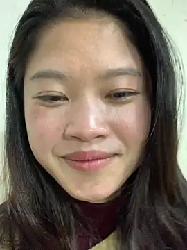 Snapshot of Naalyy chatting on 03-08-26, 04:11 Naalyy online show from 03-08-26, 04:11