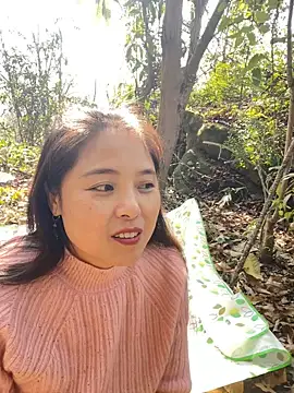 Snapshot of yeye90947 chatting on 01-11-26, 04:06 yeye90947 online show from 01-11-26, 04:06