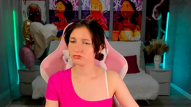 KikaOsterman online show from 03-18-26, 06:11