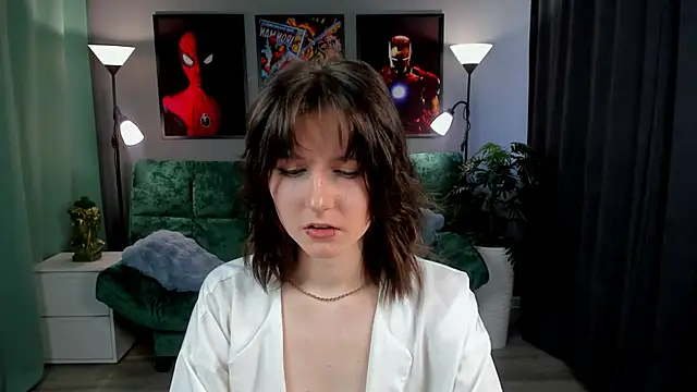 KikaOsterman online show from 04-21-26, 08:20