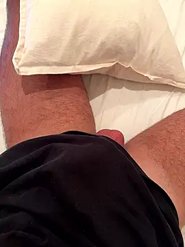 Snapshot of Mr_Tomato chatting on 01-11-26, 09:25 Mr Tomato online show from 01-11-26, 09:25