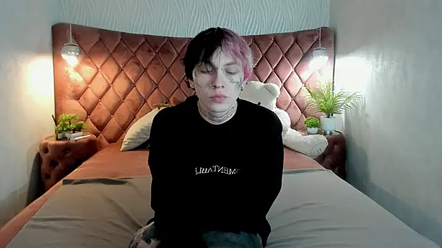 MikkiBev online show from 01-10-26, 07:26