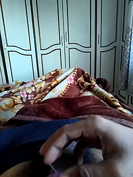 Snapshot of dildarlund chatting on 01-10-26, 02:57 dildarlund online show from 01-10-26, 02:57