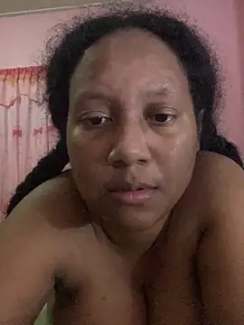 Snapshot of Eirondra_valeen chatting on 06-27-26, 04:50 Eirondra valeen online show from 06-27-26, 04:50