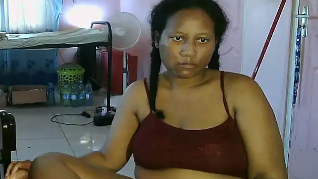 Snapshot of Eirondra_valeen chatting on 08-05-26, 12:08 Eirondra valeen online show from 08-05-26, 12:08