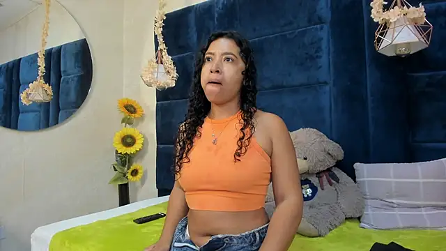 Laura Miller1 online show from 04-15-26, 07:43