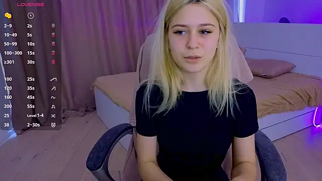 ApheliaStar online show from 04-10-26, 03:28