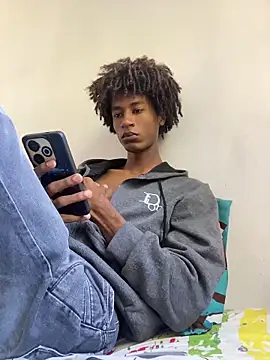 twink gabrielll online show from 04-21-26, 01:50