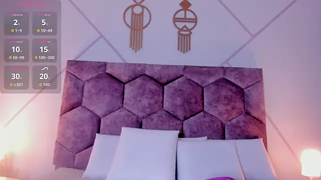 emily nova  online show from 04-08-26, 11:54