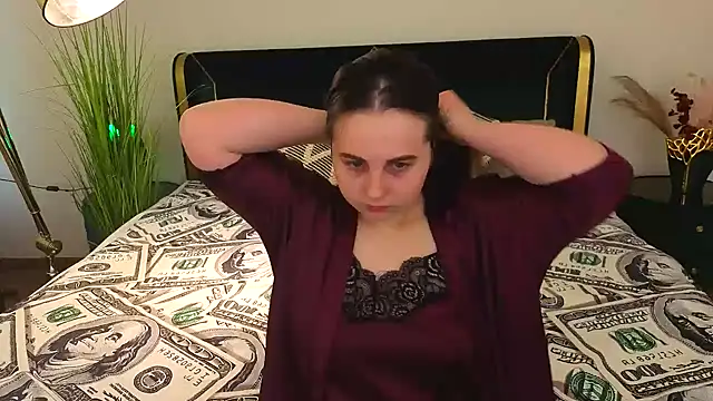 MikaFoxy online show from 04-16-26, 05:52