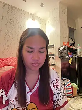 Ponthip online show from 07-18-26, 12:20