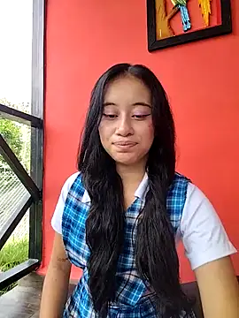 l0lita emi online show from 04-10-26, 03:17