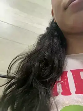 l0lita emi online show from 04-20-26, 04:21