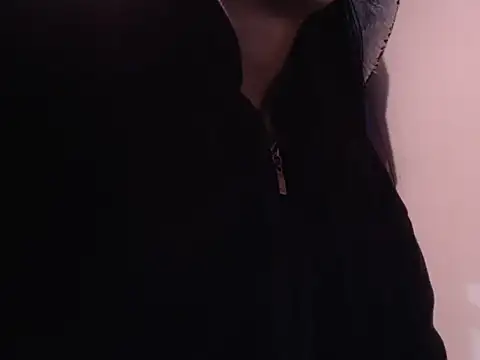 Snapshot of SweetCandyDemony chatting on 03-09-26, 04:33 SweetCandyDemony online show from 03-09-26, 04:33