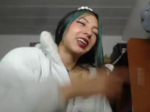 Snapshot of SweetCandyDemony chatting on 03-12-26, 03:29 SweetCandyDemony online show from 03-12-26, 03:29