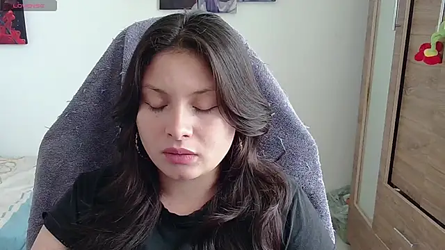 yessica gomez01 online show from 05-22-26, 09:09