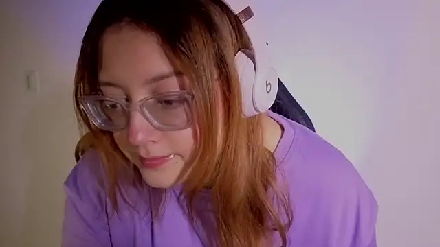 Mia Franklyn online show from 04-24-26, 02:14