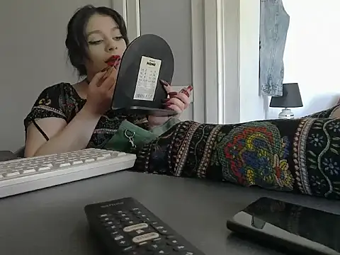 MaddyAllure online show from 04-26-26, 09:51