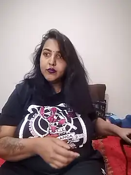 Snapshot of IndianBearxx chatting on 07-06-26, 06:32 IndianBearxx online show from 07-06-26, 06:32