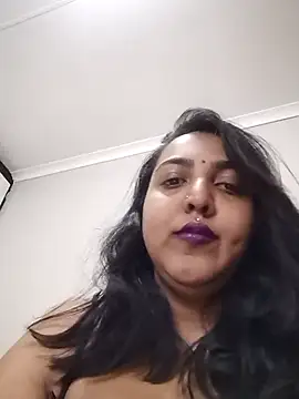 Snapshot of IndianBearxx chatting on 07-13-26, 05:38 IndianBearxx online show from 07-13-26, 05:38