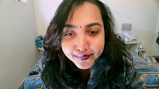 Snapshot of IndianBearxx chatting on 08-04-26, 07:22 IndianBearxx online show from 08-04-26, 07:22