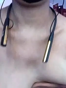 Snapshot of Zaara101 chatting on 01-15-26, 09:47 Zaara101 online show from 01-15-26, 09:47