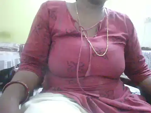 Snapshot of mohini_bhabhi chatting on 06-19-26, 10:08 mohini bhabhi online show from 06-19-26, 10:08